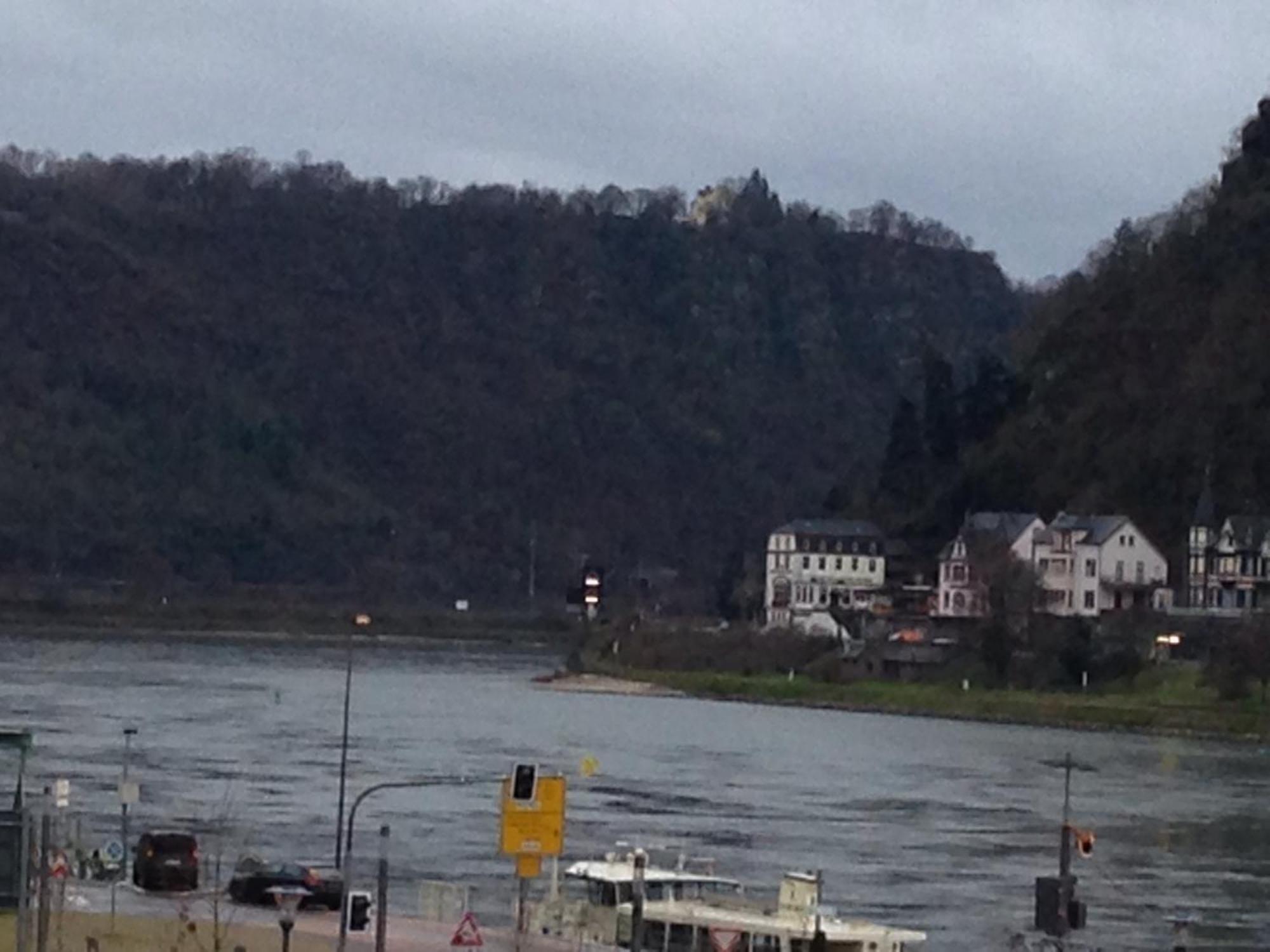 Das Loreley Weinstuebchen Sankt Goarshausen Oda fotoğraf